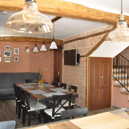 La Genciana Holiday home *