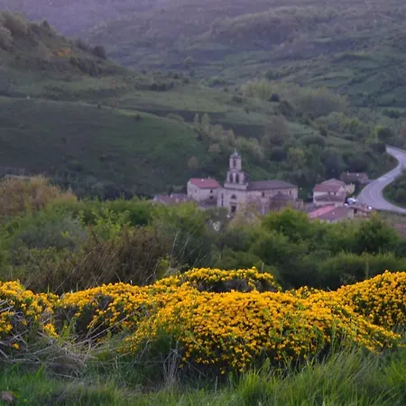 La Genciana Holiday home *